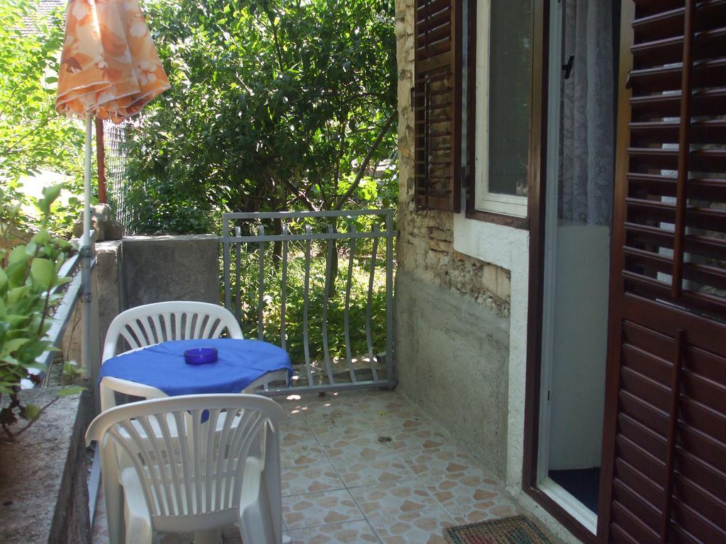 Apartments Marina Supetar Exterior photo