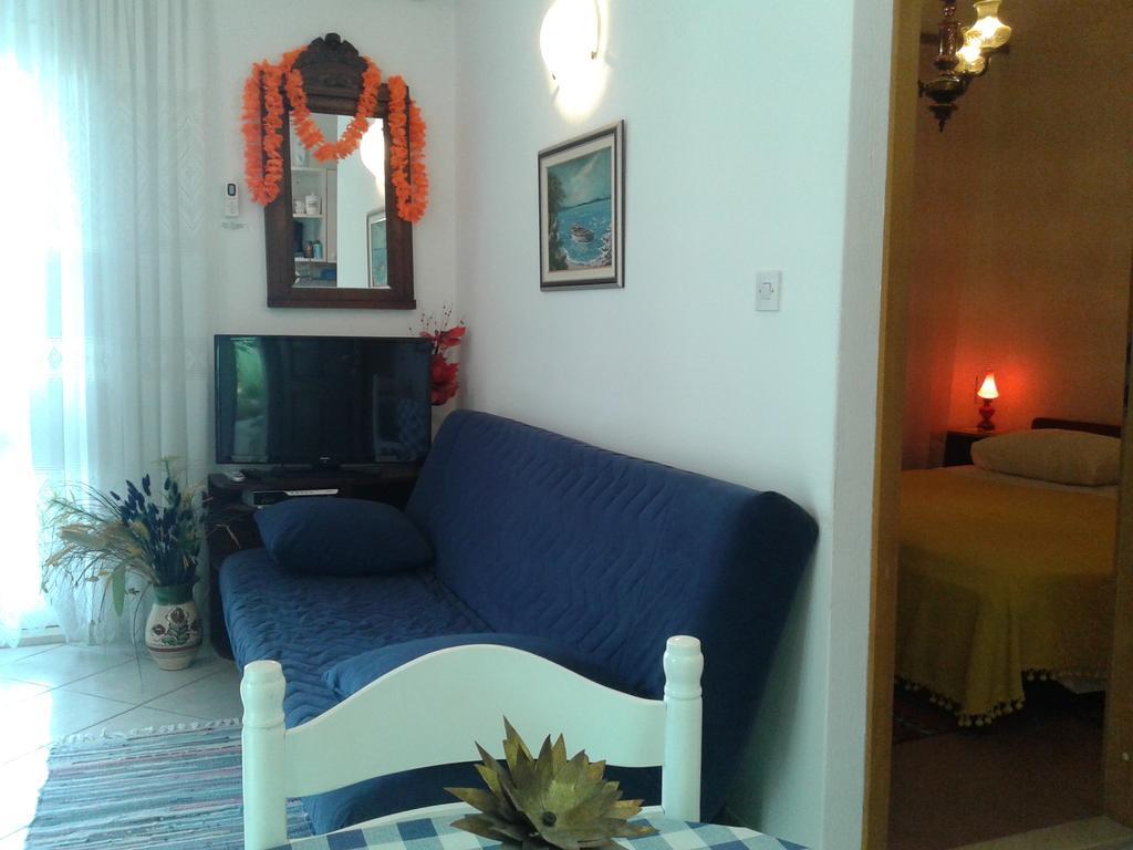 Apartments Marina Supetar Exterior photo